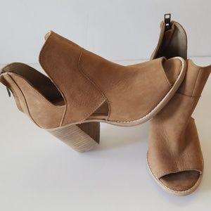 Rebels open toe leather booties in tan